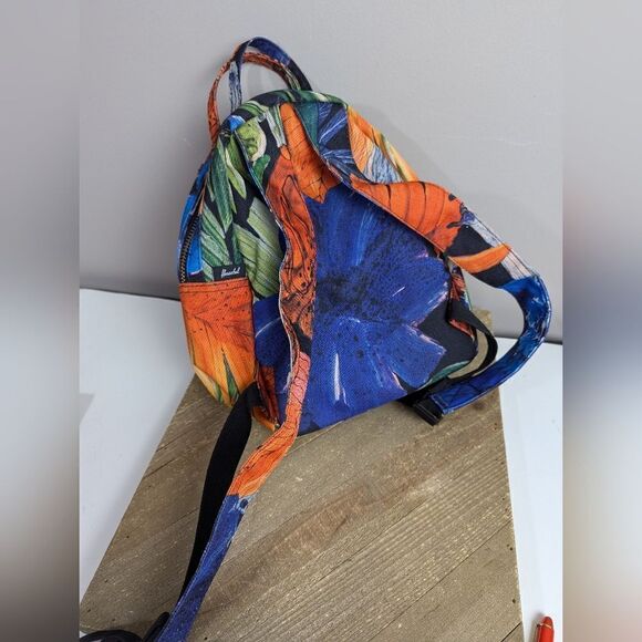 Herschel Nova Backpack MINI 9L tropical print mini bag school bag - Picture 3 of 5